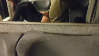 Большие Губки Пёзды Лижут И Кончают На Задницу В Любительском Публичном Секс-Видео